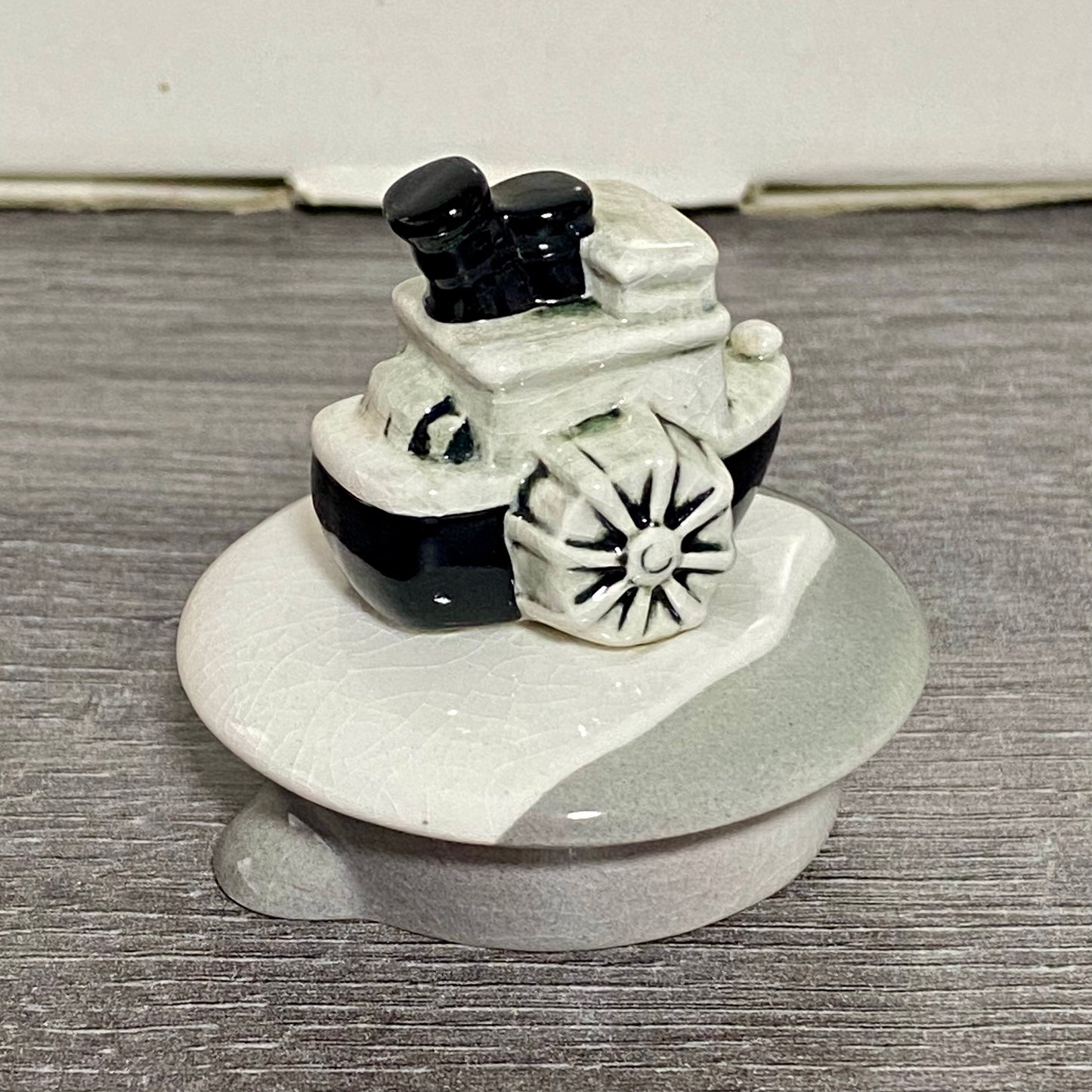 Lenox Classics Disney Showcase Collection Teapot Cardew Design Steamboat Willie