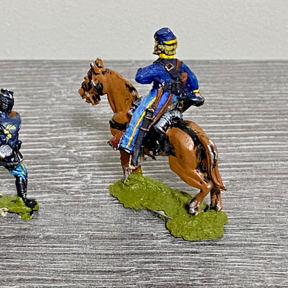 28mm ACW US Cavalry 1867 Painted Metal Figures Miniatures & Flag Wargames 8 Figs
