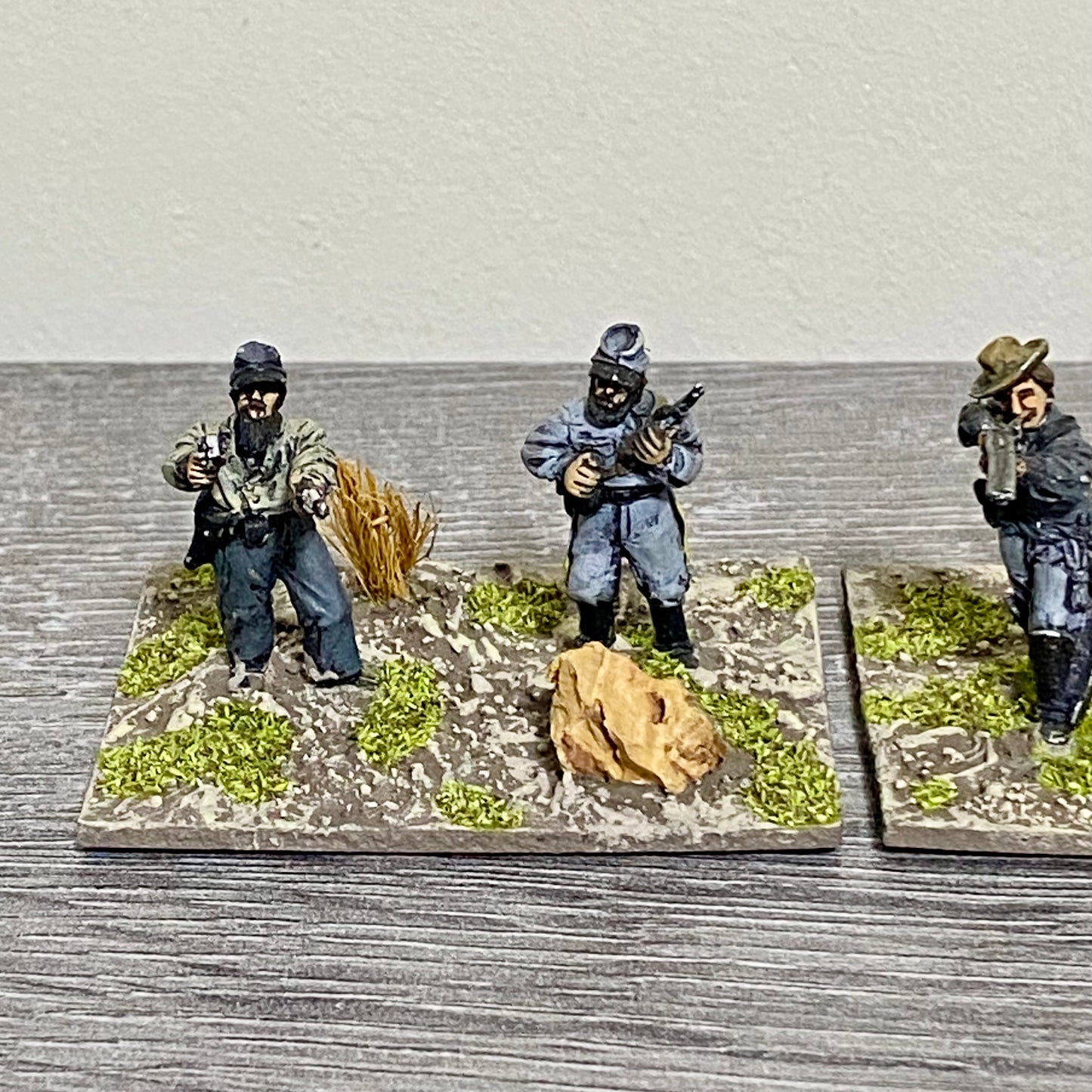 28mm ACW American Wild West Painted Metal Dixon Miniatures Wargames 4 Fig Scenes