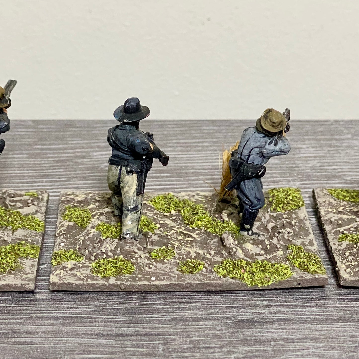 28mm ACW American Wild West Painted Metal Dixon Miniatures Wargames 4 Fig Scenes