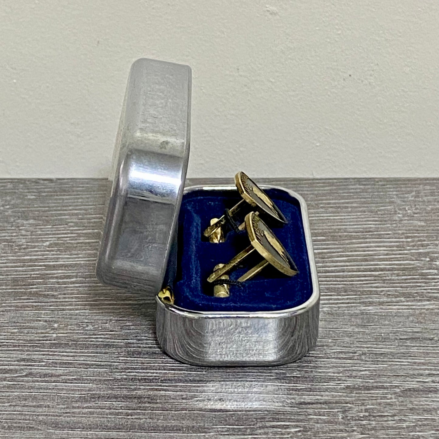 Genuine Lamborghini Cufflinks Vintage Pair Set Logo Emblem Bull Shield Car Rare