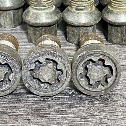 M14 X 1.5mm Fine Pitch 25mm Long Thread 16x & 4 Locking Wheel Bolts & Key Set