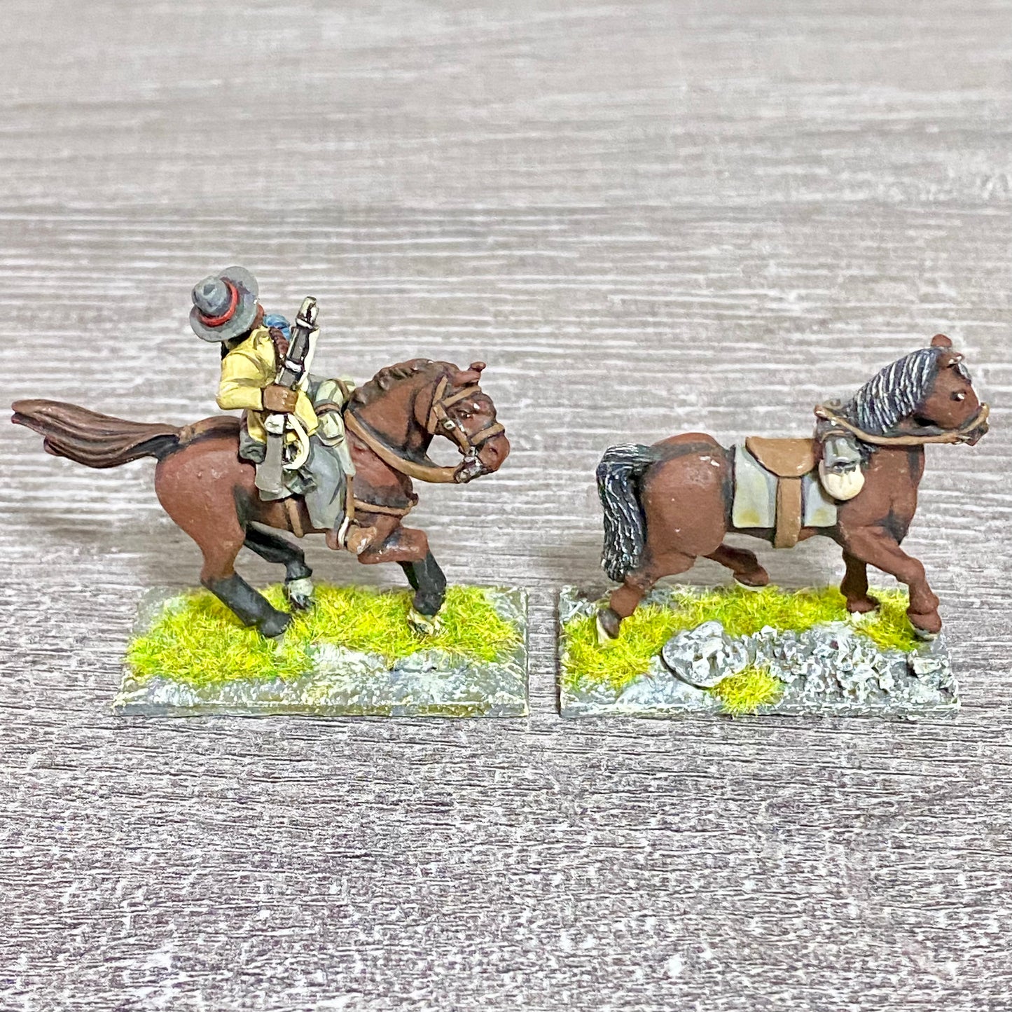 2x 28mm Colonial British Cavalry Mounted Painted Metal Miniatures Zulu War #1