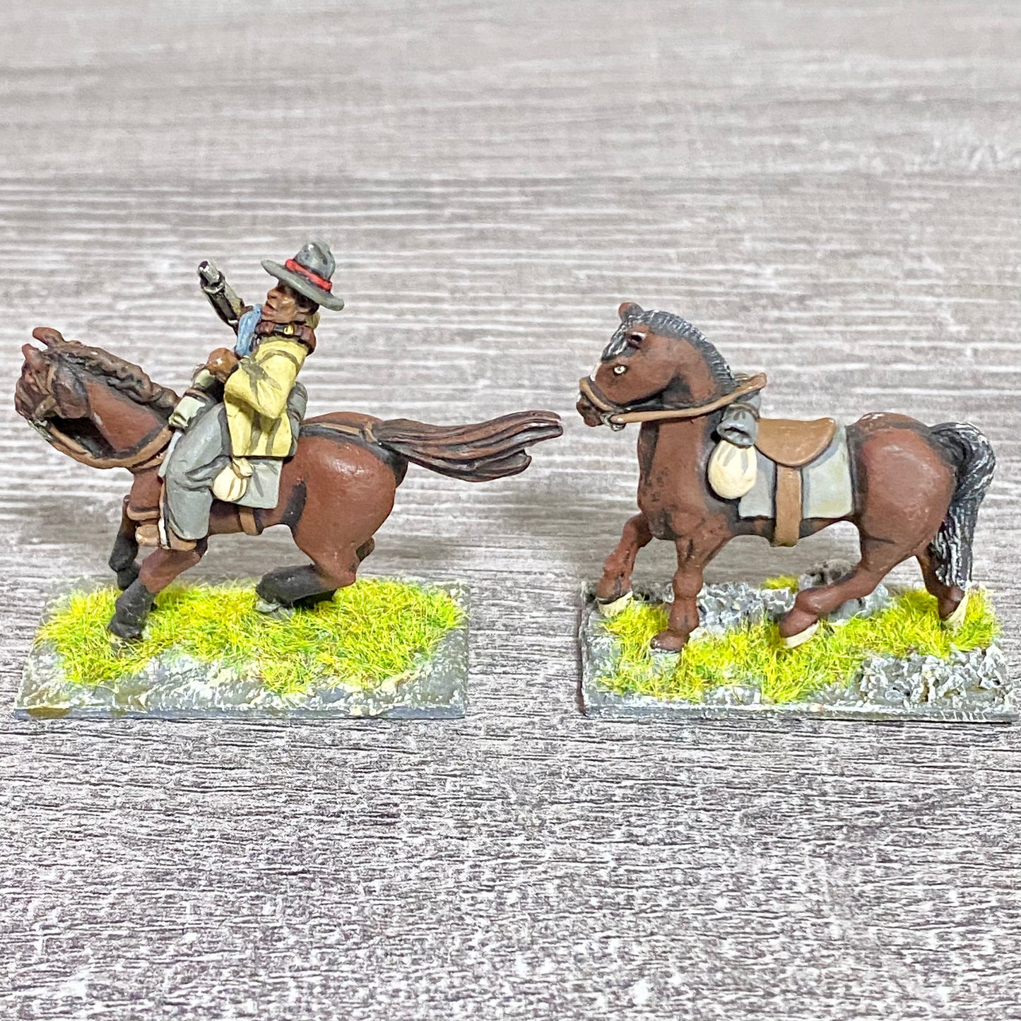 2x 28mm Colonial British Cavalry Mounted Painted Metal Miniatures Zulu War #1