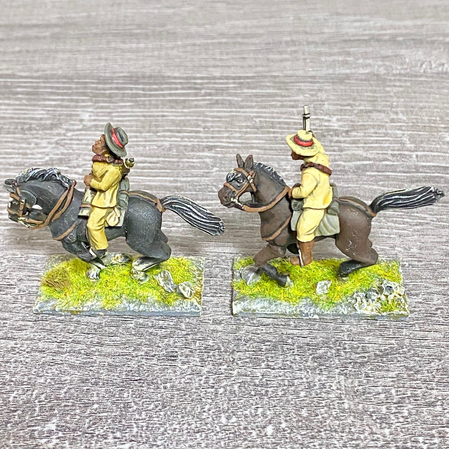 2x 28mm Colonial British Cavalry Mounted Painted Metal Miniatures Zulu War #2