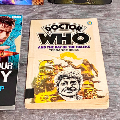 Doctor Who Time Travellers Wishing Well And The Day Of The Daleks 4x Book Bundle