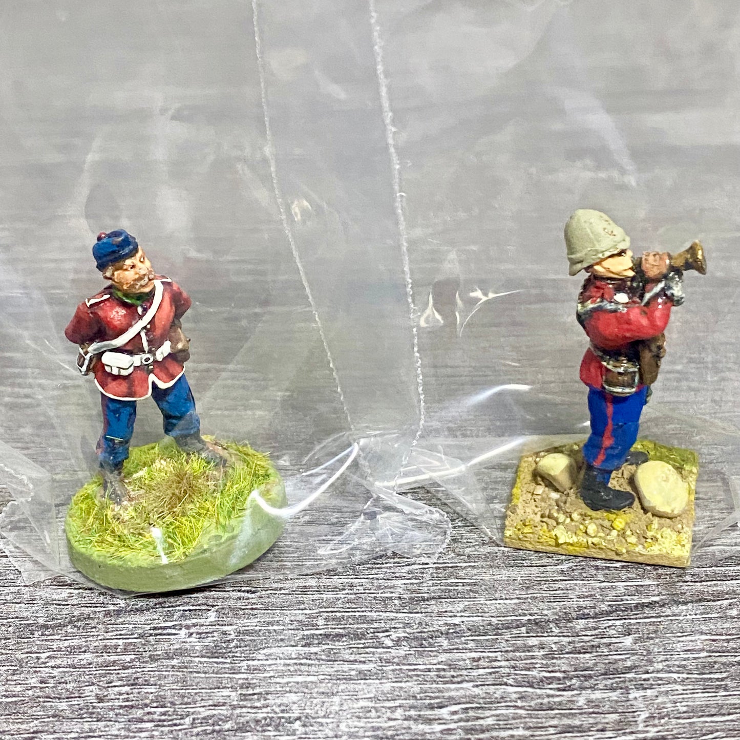 2x 28mm 24th Regiment Figures Painted Metal Perry Miniatures Zulu Wargames #6