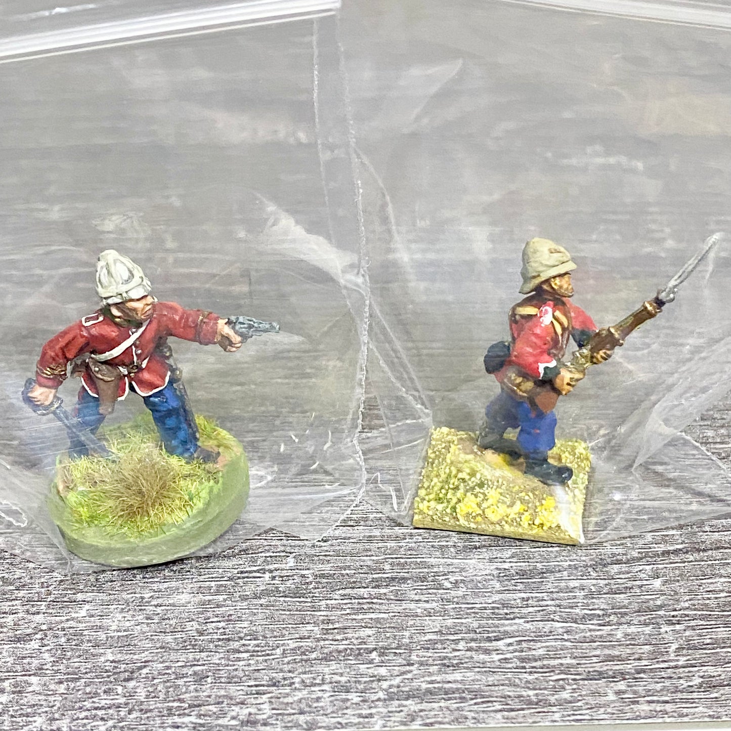 2x 28mm 24th Regiment Figures Painted Metal Perry Miniatures Zulu Wargames #9