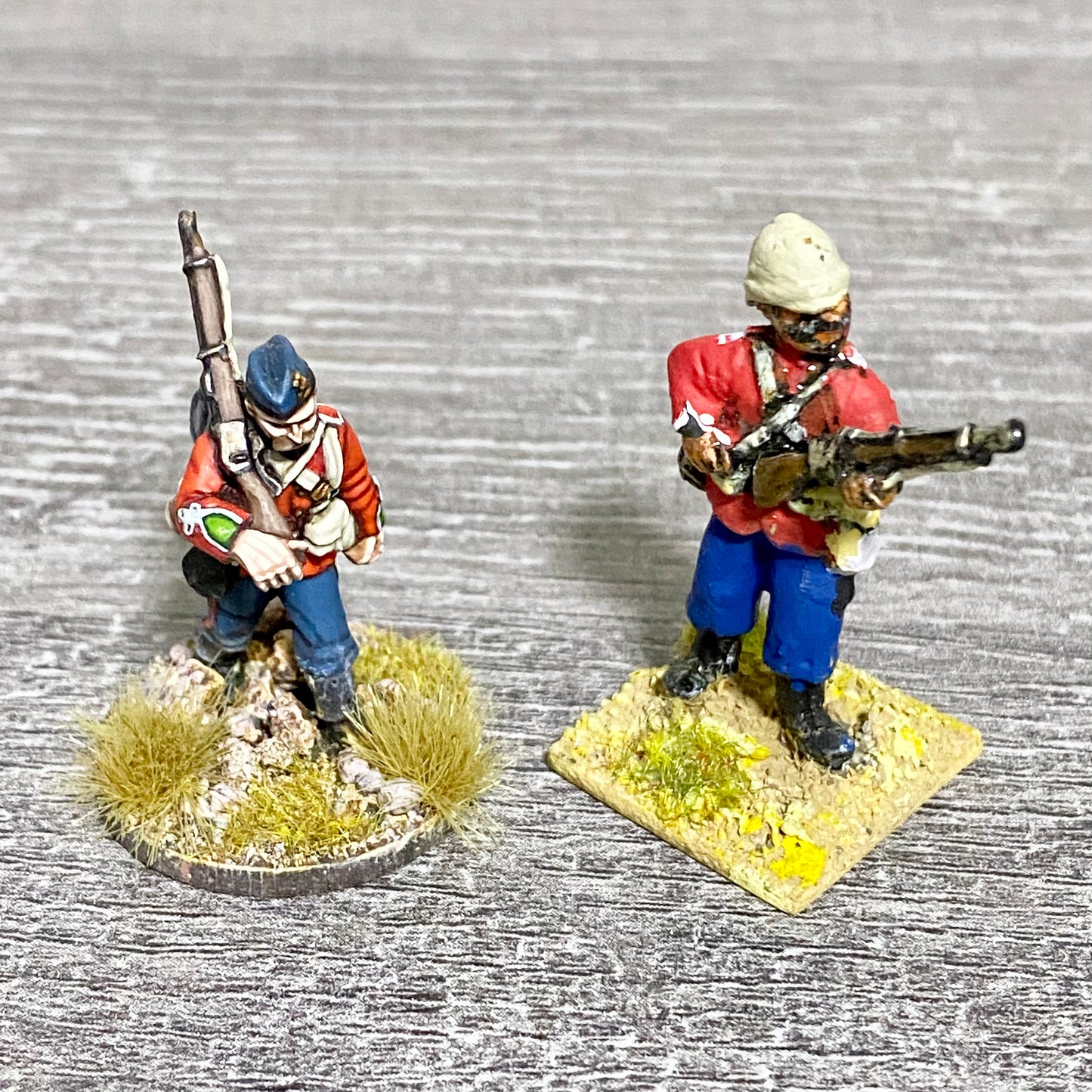 2x 28mm 24th Regiment Figures Painted Metal Perry Miniatures Zulu Wargames #10