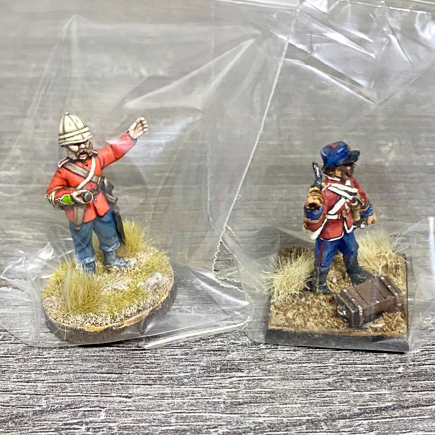 2x 28mm 24th Regiment Figures Painted Metal Perry Miniatures Zulu Wargames #11