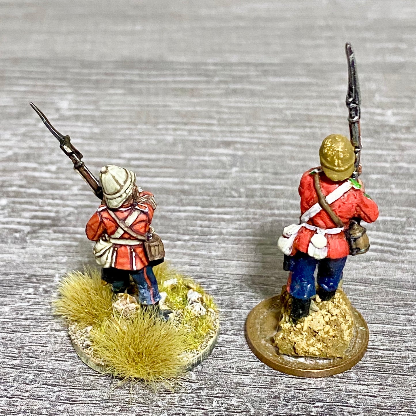2x 28mm 24th Regiment Figures Painted Metal Perry Miniatures Zulu Wargames #13