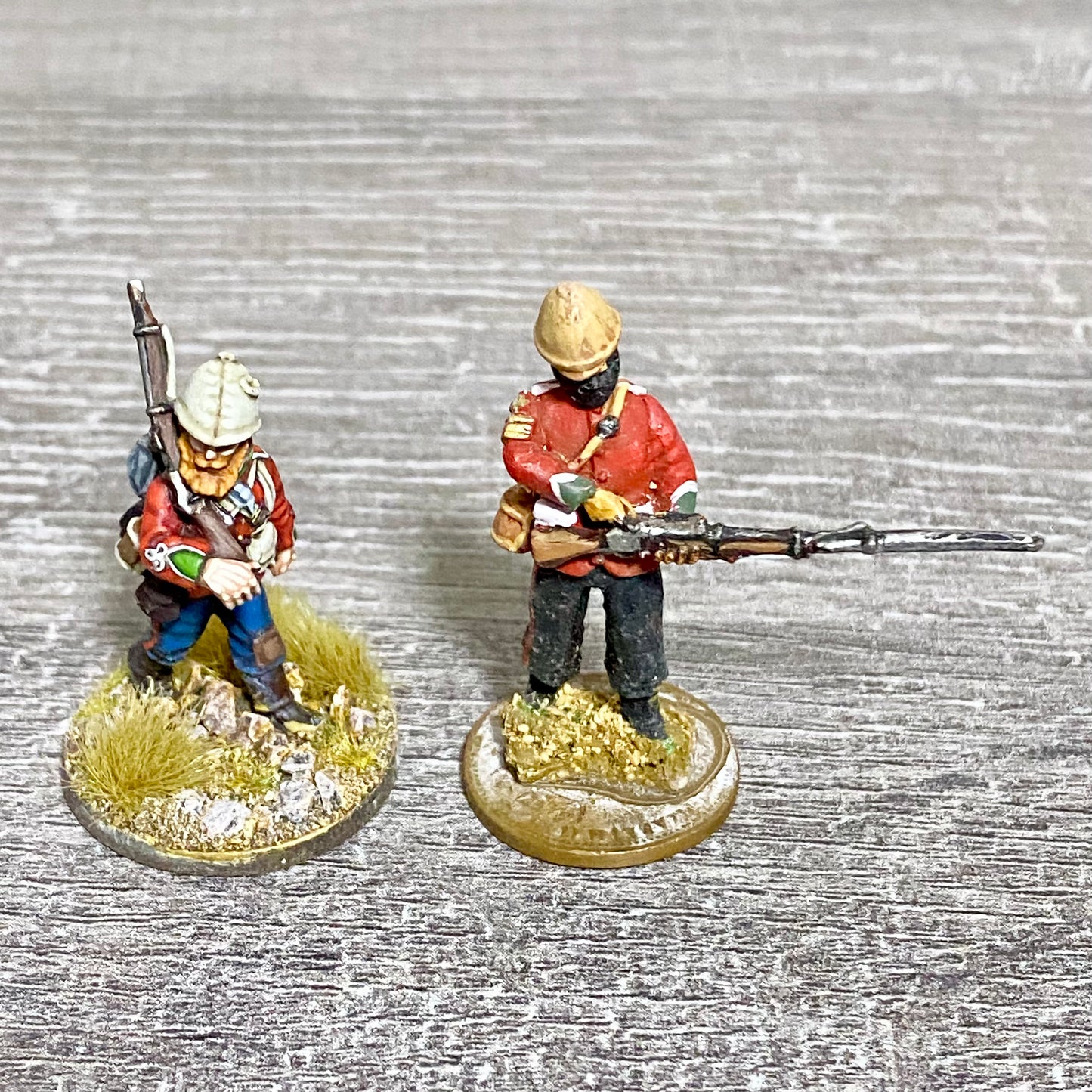 2x 28mm 24th Regiment Figures Painted Metal Perry Miniatures Zulu Wargames #14
