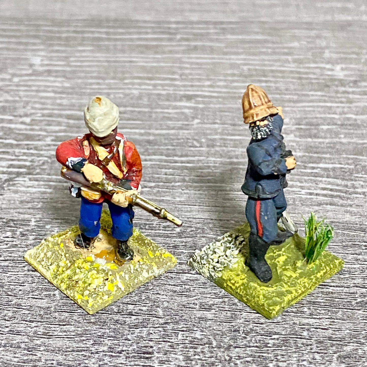 2x 28mm 24th Regiment Figures Painted Metal Perry Miniatures Zulu Wargames #15
