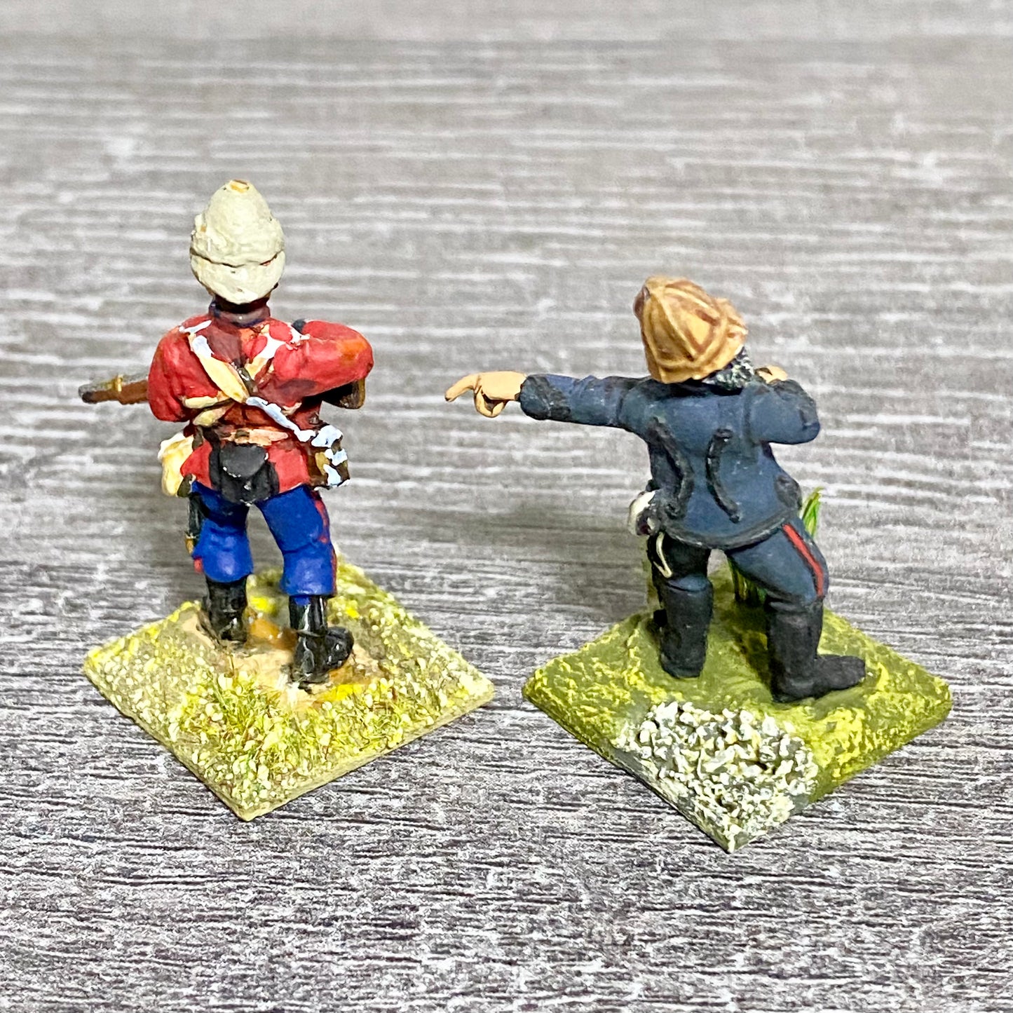 2x 28mm 24th Regiment Figures Painted Metal Perry Miniatures Zulu Wargames #15
