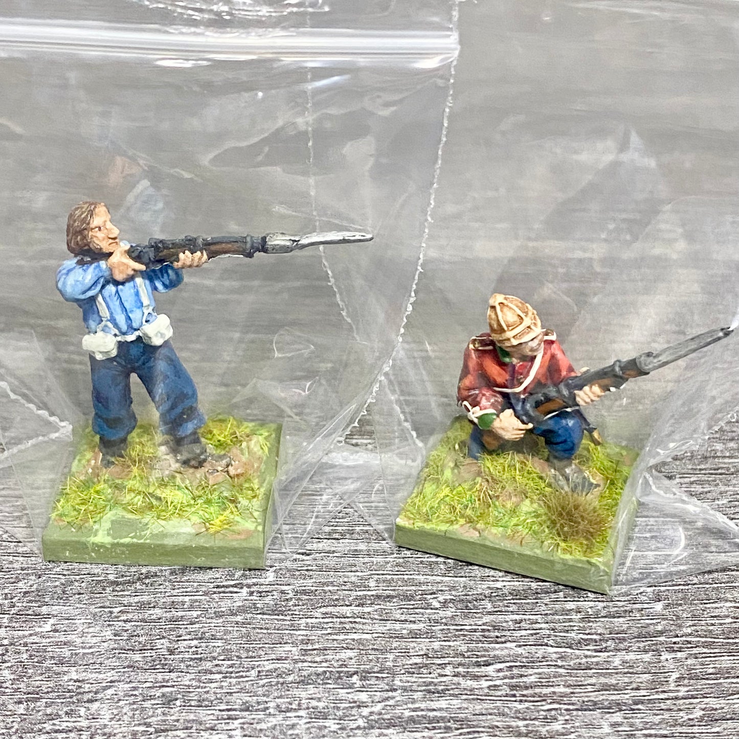 2x 28mm 24th Regiment Figures Painted Metal Perry Miniatures Zulu Wargames #17