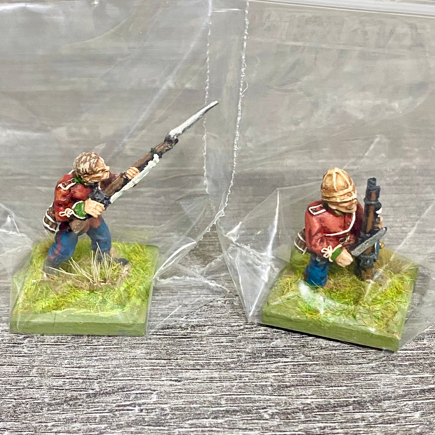 2x 28mm 24th Regiment Figures Painted Metal Perry Miniatures Zulu Wargames #20