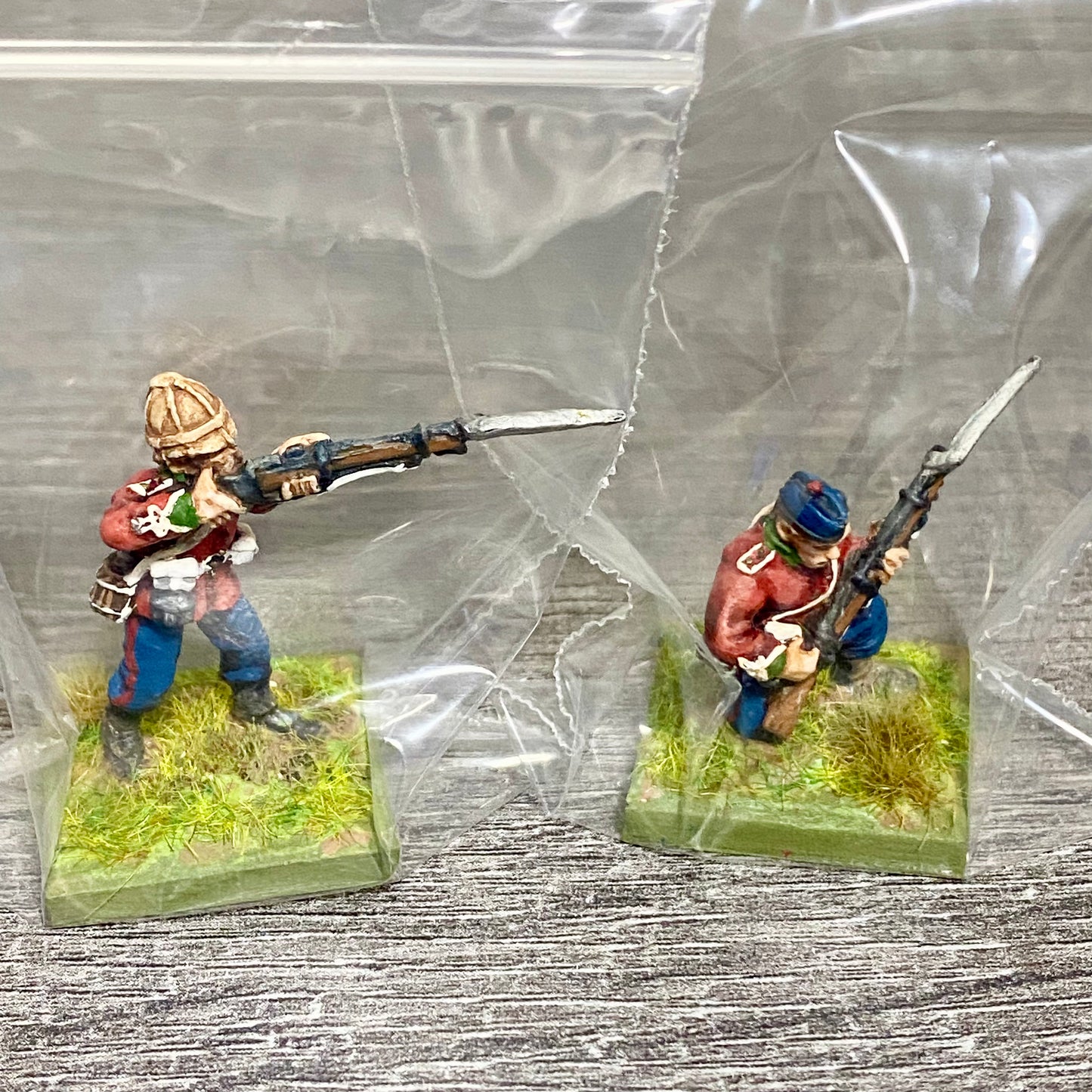 2x 28mm 24th Regiment Figures Painted Metal Perry Miniatures Zulu Wargames #21