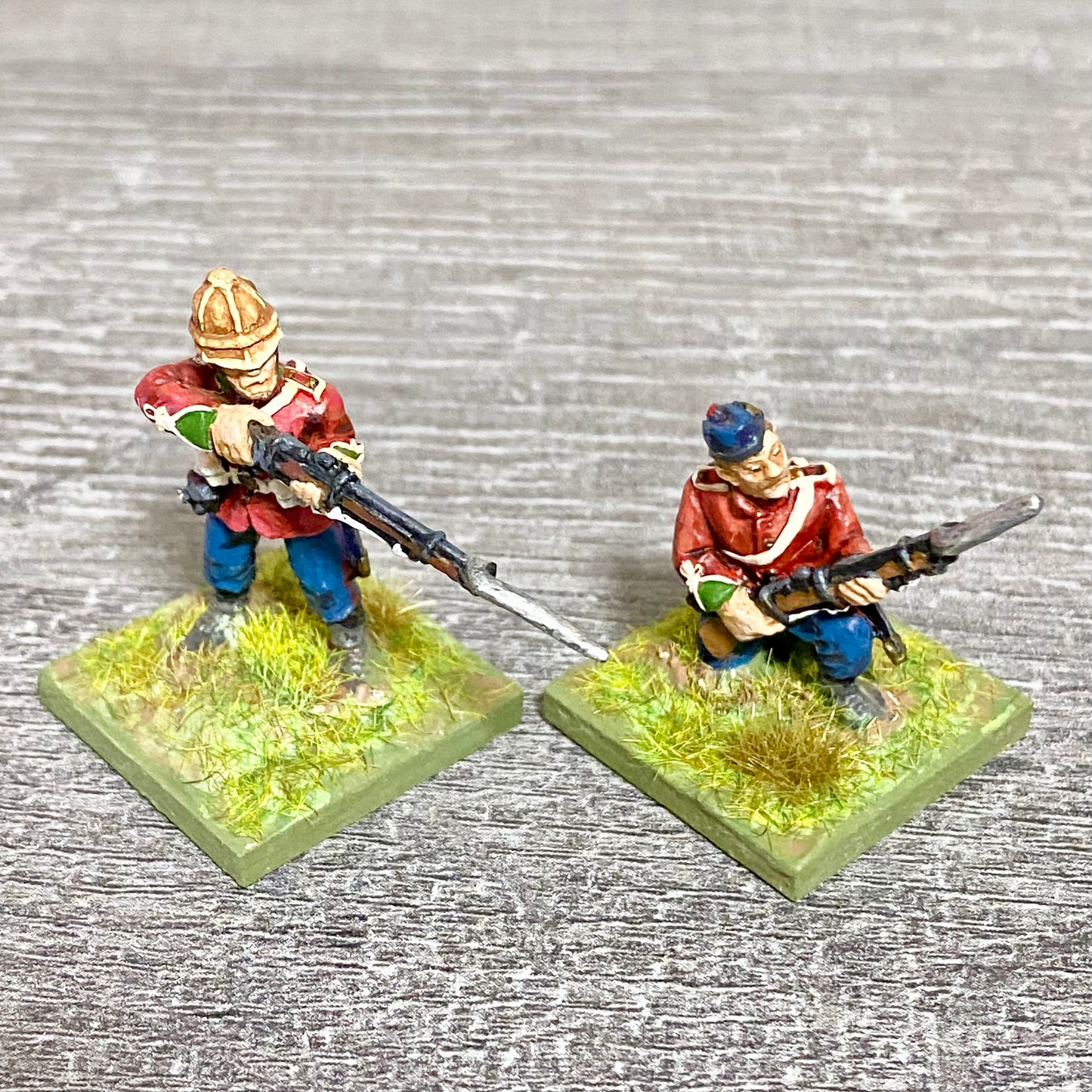 2x 28mm 24th Regiment Figures Painted Metal Perry Miniatures Zulu Wargames #22