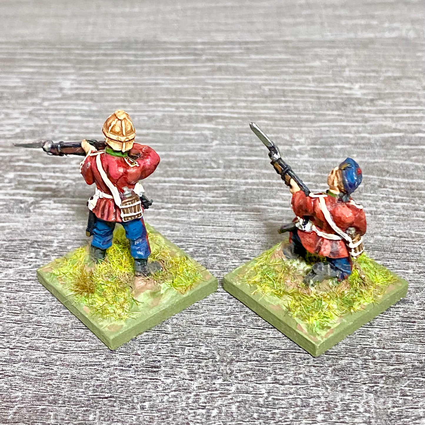 2x 28mm 24th Regiment Figures Painted Metal Perry Miniatures Zulu Wargames #22