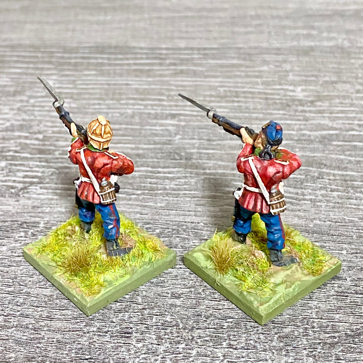 2x 28mm 24th Regiment Figures Painted Metal Perry Miniatures Zulu Wargames #23