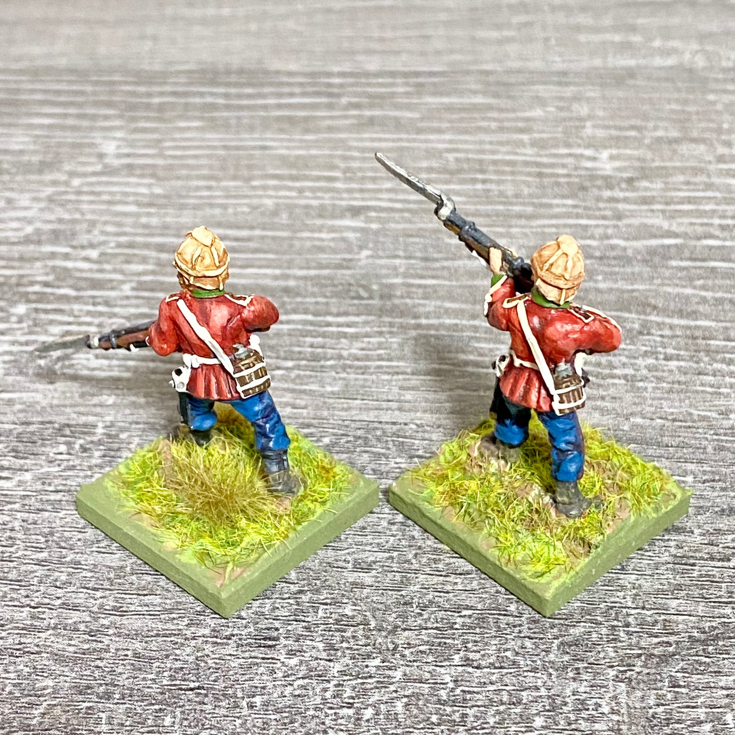 2x 28mm 24th Regiment Figures Painted Metal Perry Miniatures Zulu Wargames #26