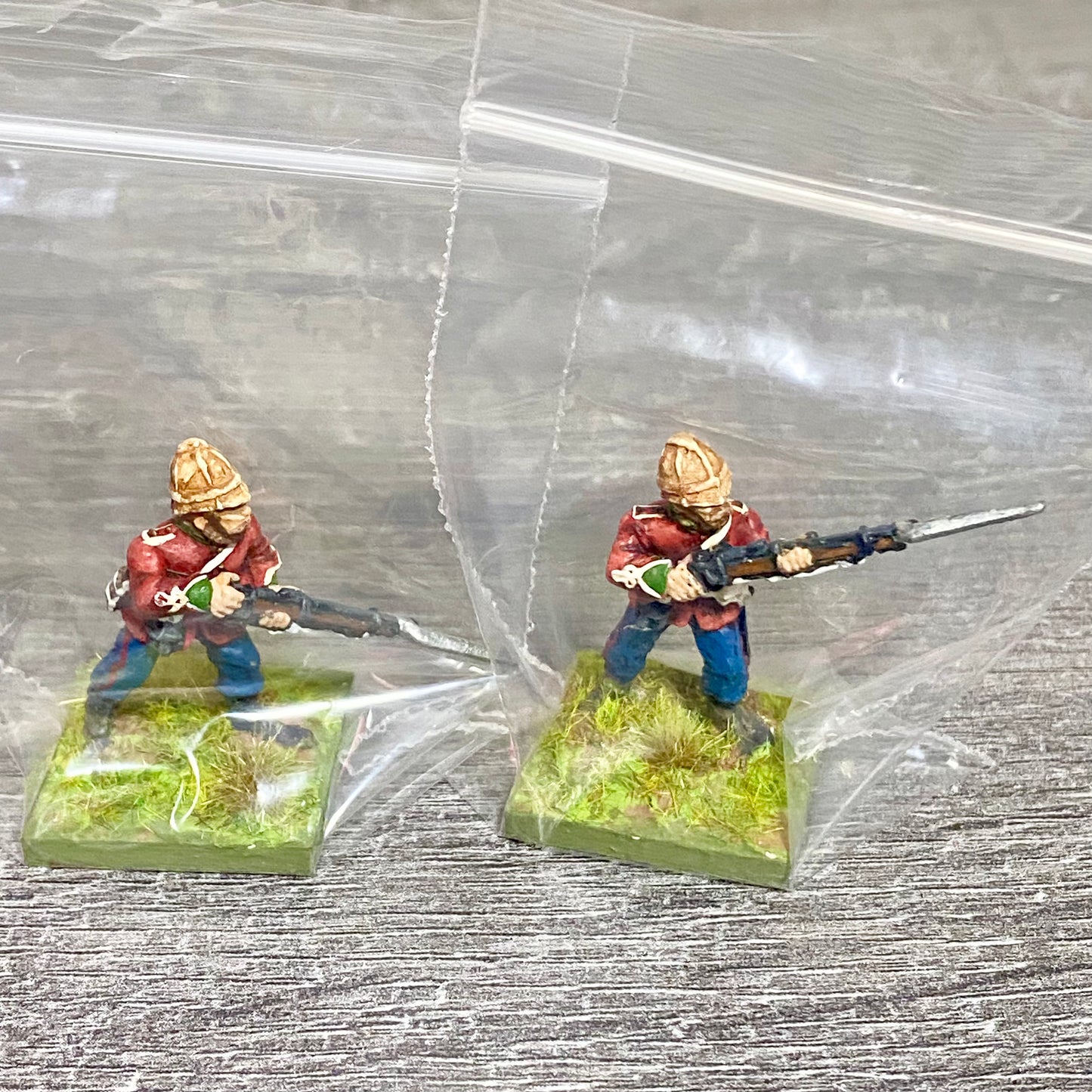 2x 28mm 24th Regiment Figures Painted Metal Perry Miniatures Zulu Wargames #26
