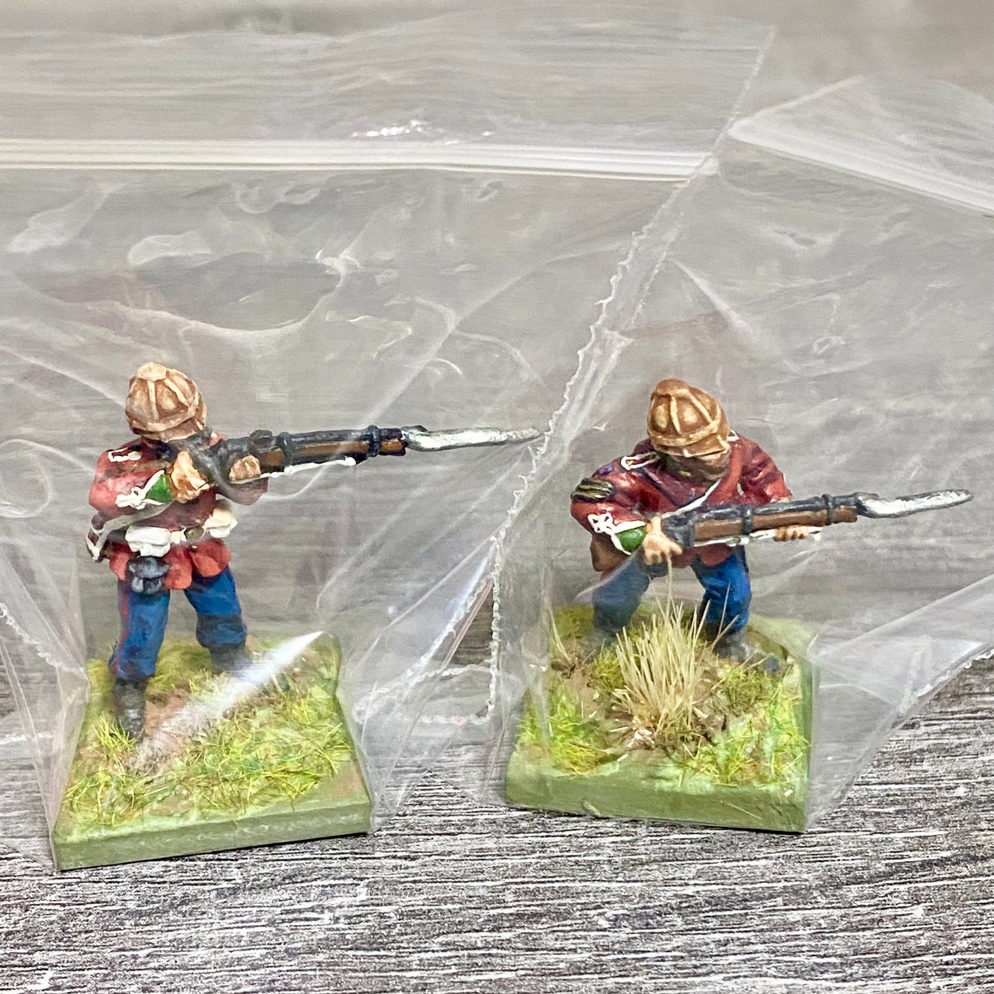 2x 28mm 24th Regiment Figures Painted Metal Perry Miniatures Zulu Wargames #29