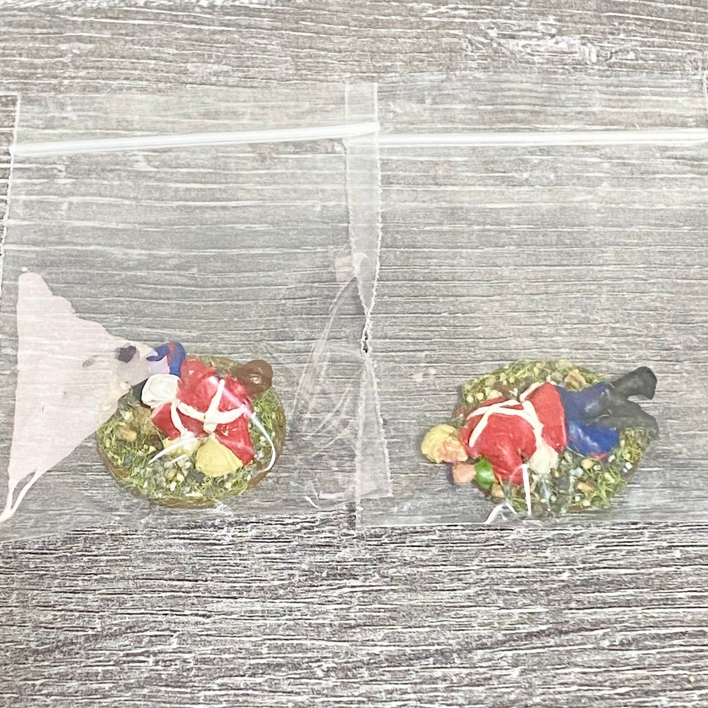 2x 28mm 24th Regiment Wounded Casualties Painted Metal Miniatures War Games #1