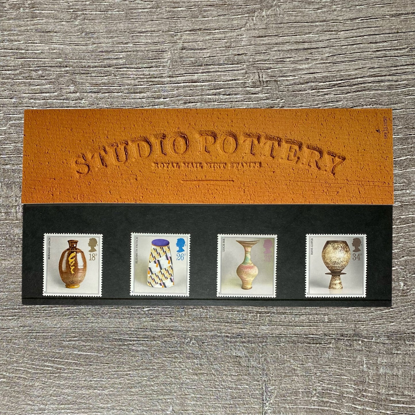 GB QEII 1987 Royal Mail Studio Pottery Mint Stamps Presentation Pack No. 184 MNH