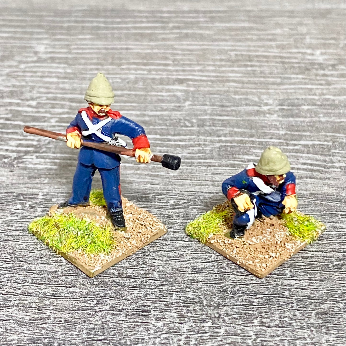 28mm British Artillerymen Painted Metal Miniatures Zulu 1879 War Games 2 Fig #23
