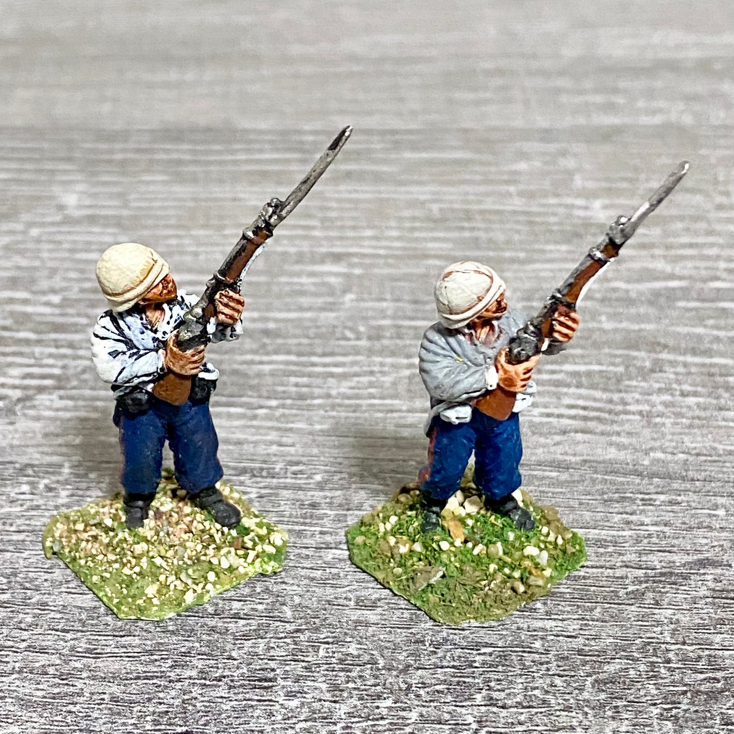 28mm 24th Regiment Infantry Painted Metal Miniatures Zulu War Games 2 Figs #4
