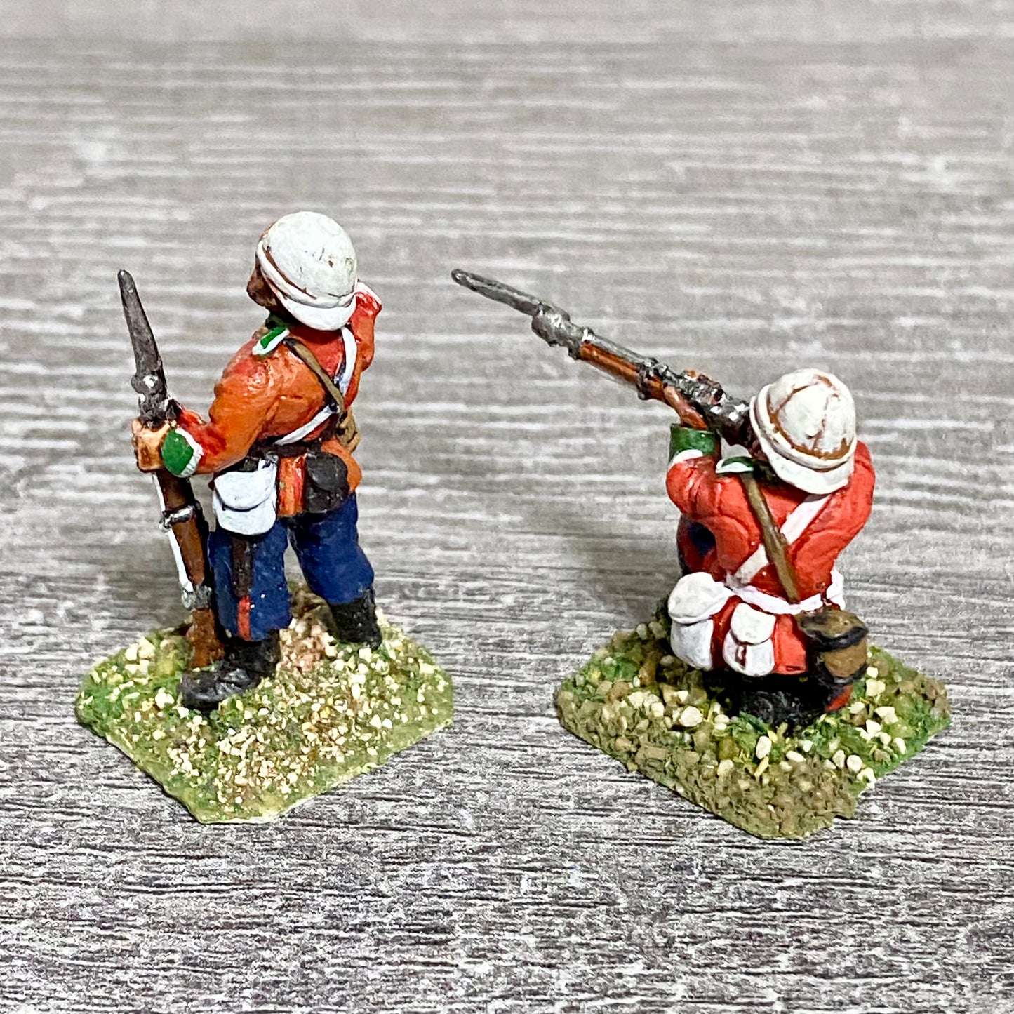 28mm 24th Regiment Infantry Painted Metal Miniatures Zulu War Games 2 Figs #7