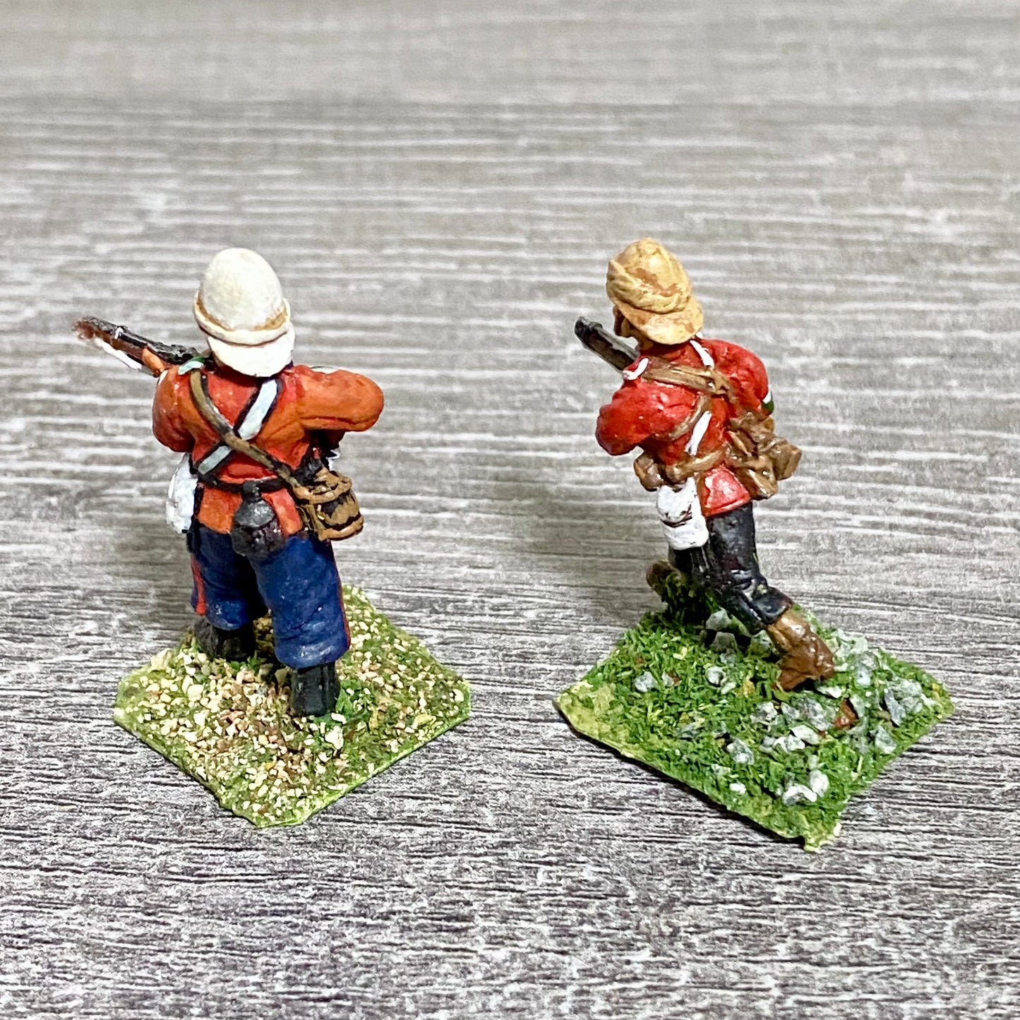 28mm 24th Regiment Infantry Painted Metal Miniatures Zulu War Games 2 Figs #8