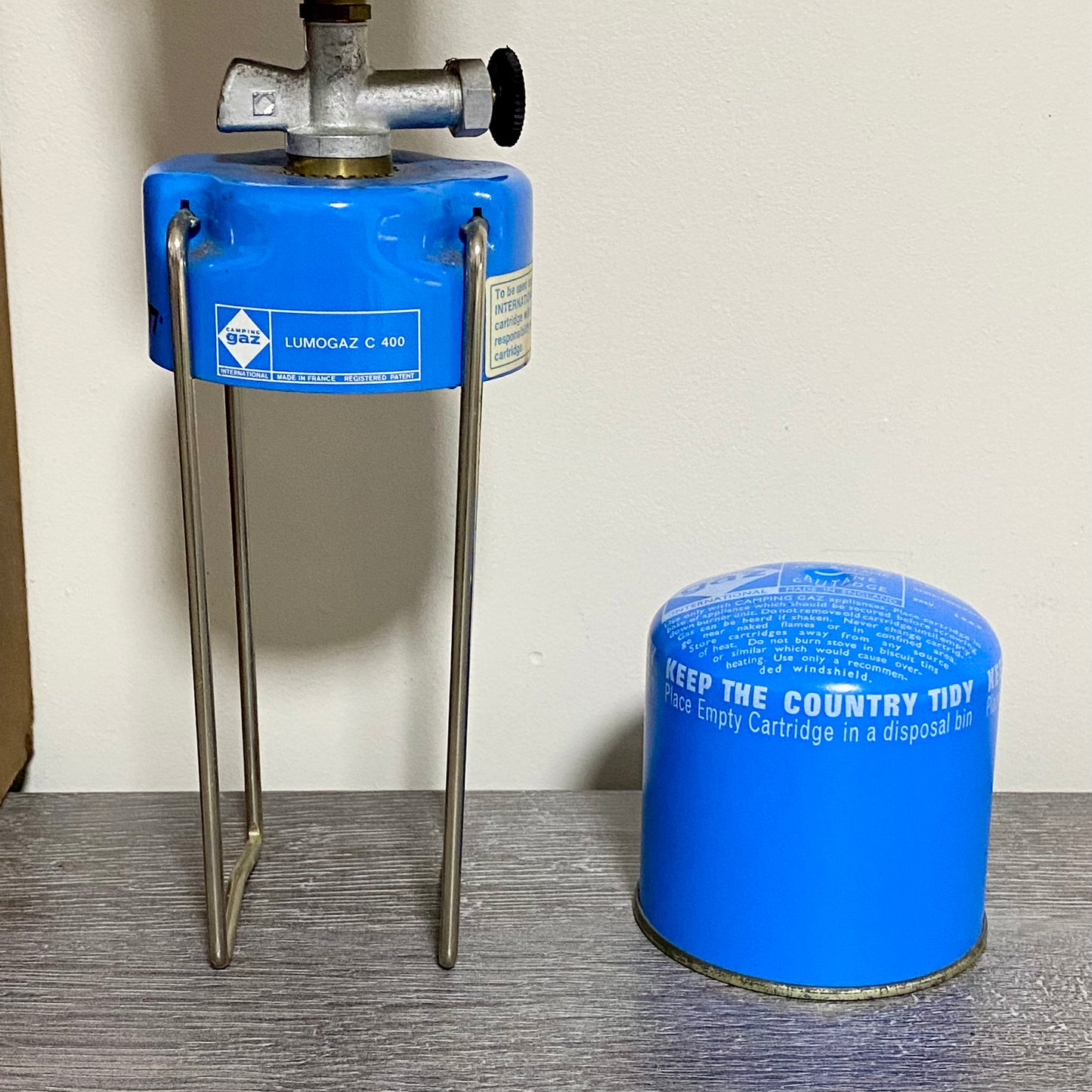 Vintage Campingaz C400 Gas Lantern Light Lamp & Spare Canister With Storage Box