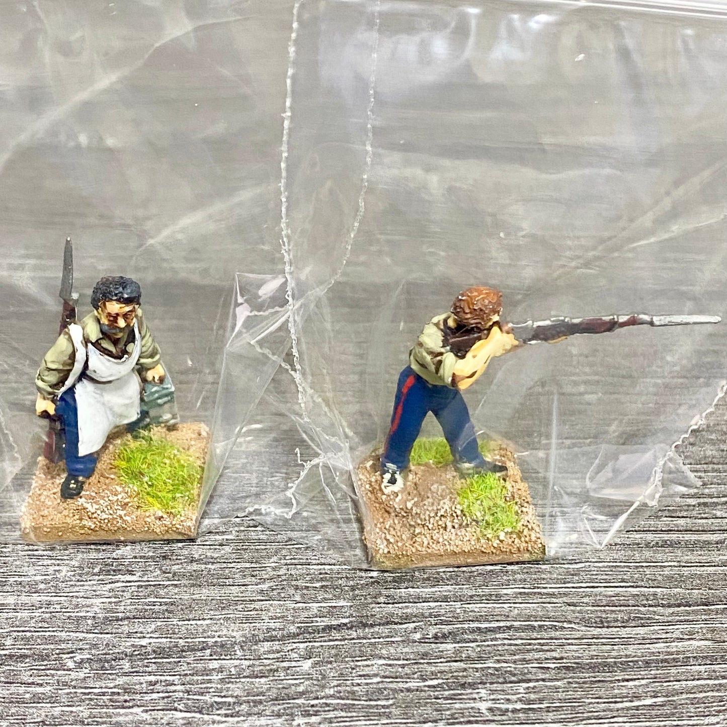 28mm 24th Regiment Infantry Painted Metal Miniatures Zulu War Games 2 Figs #14