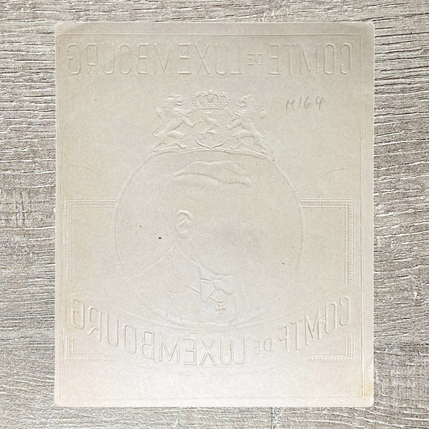 Vintage Comte De Luxembourg Portrait Cigar Advertising Box Label Gold Embossed