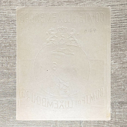 Vintage Comte De Luxembourg Portrait Cigar Advertising Box Label Gold Embossed