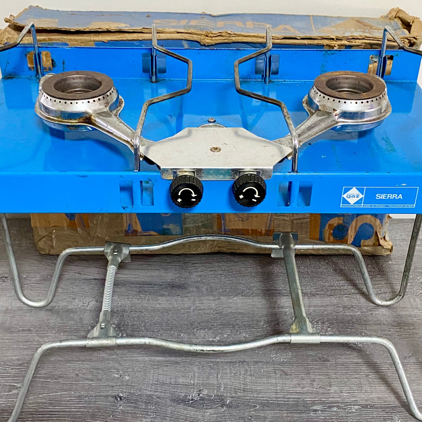 Vintage Campingaz Sierra 2 Burner Camping Stove Portable Gas Cooker & Box
