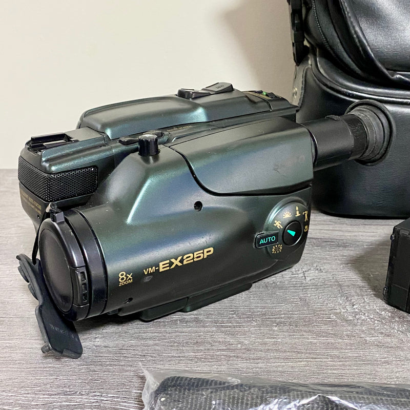 Vintage Sanyo VM-EX25P 8mm Camcorder Video Camera With Bag & Accessories Spares