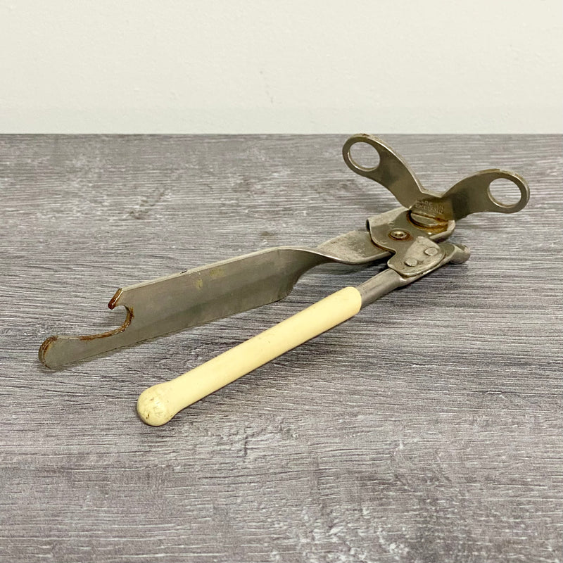 Vintage Miracle Can Opener Hand Tool With Bottle Opener Patent Made In England