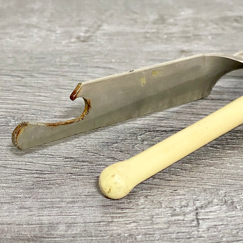 Vintage Miracle Can Opener Hand Tool With Bottle Opener Patent Made In England