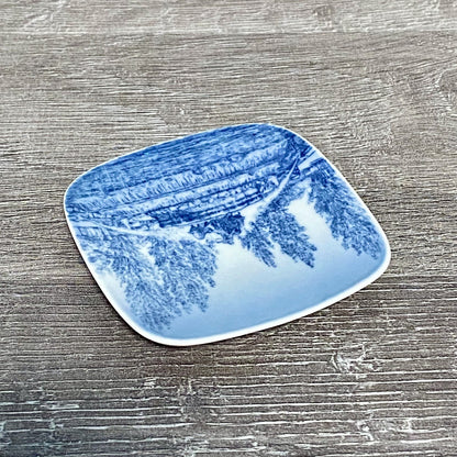 Bing & Grondahl Kjeld Bonfils Copenhagen Porcelain Springvandet Slot 1714/5708