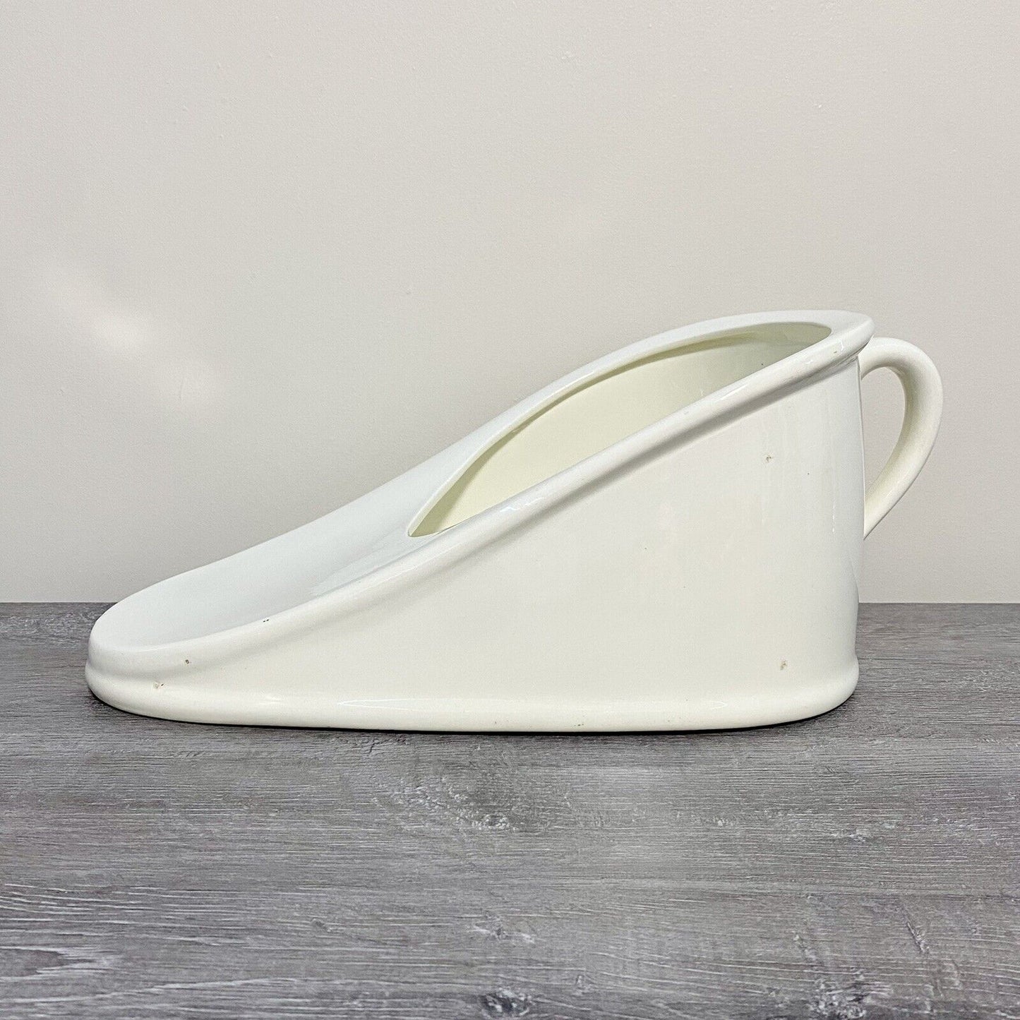 Royal Winton Vintage Bed Pan Original Design The New Slipper Bed Pan White Rare