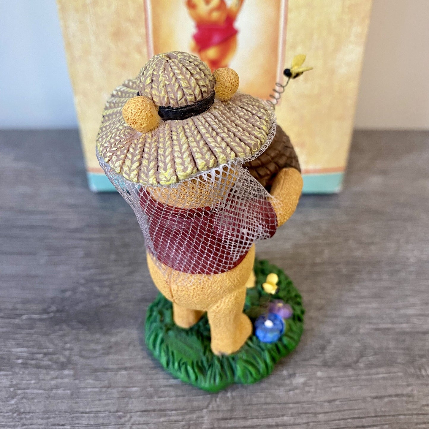 Simply Pooh Figurine Hive Fig Isn’t It Funny How A Bear Likes Hunny Disney Rare