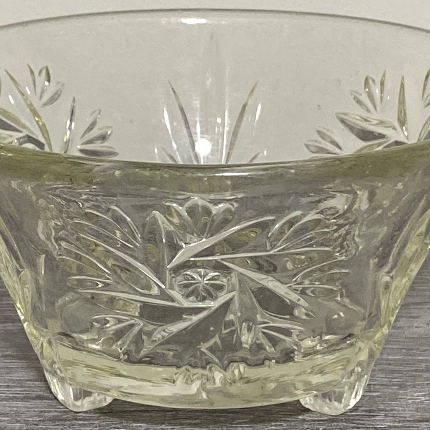 Vintage Small Pressed Glass Fruit Dessert Bowl Art Deco Footed Bonbon Sweet Dish