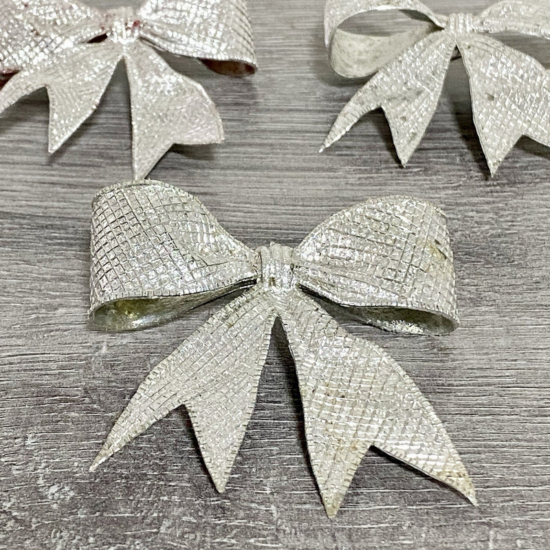 Vintage Christmas Tree Silver Retro Style Bow Bows Xmas Decorations Set Of 3