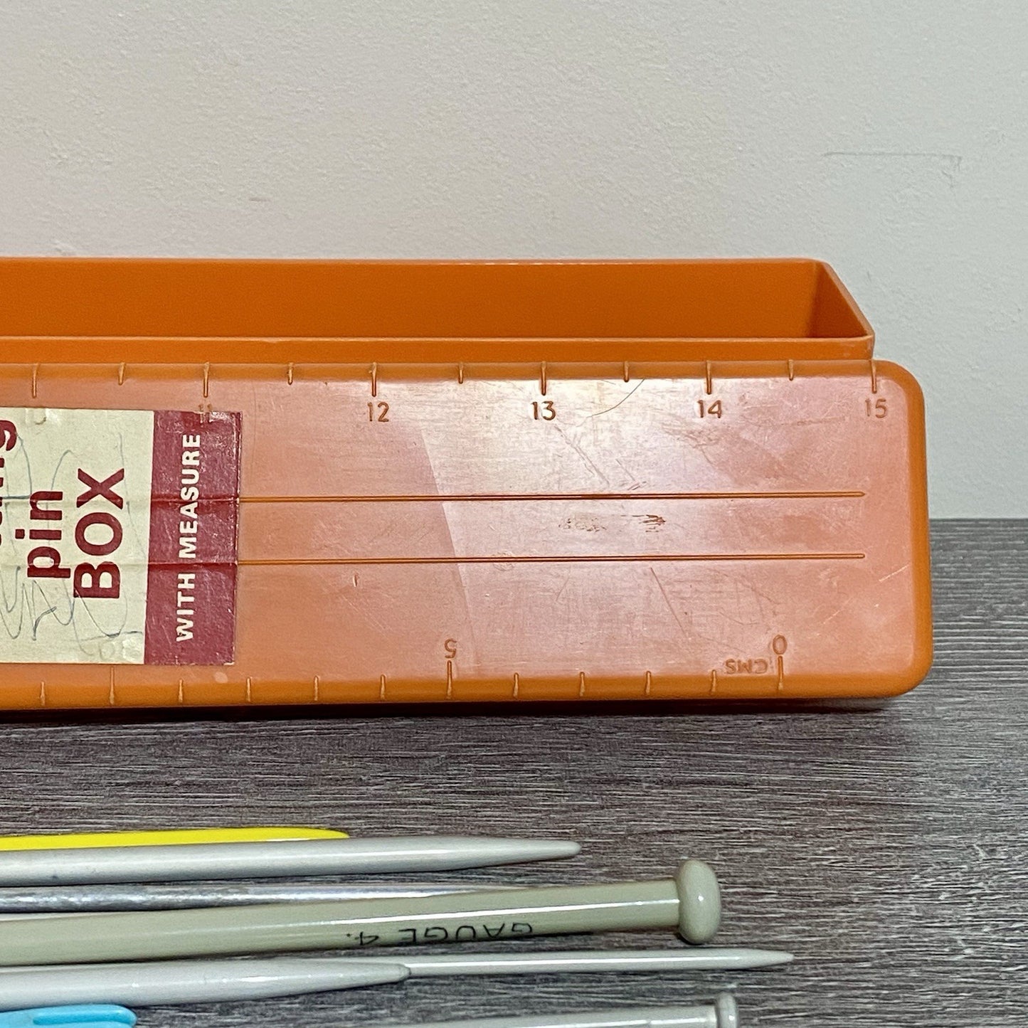Knitting Needles Pins & Vintage Knit Tub Case Various Thickness Length Job Lot