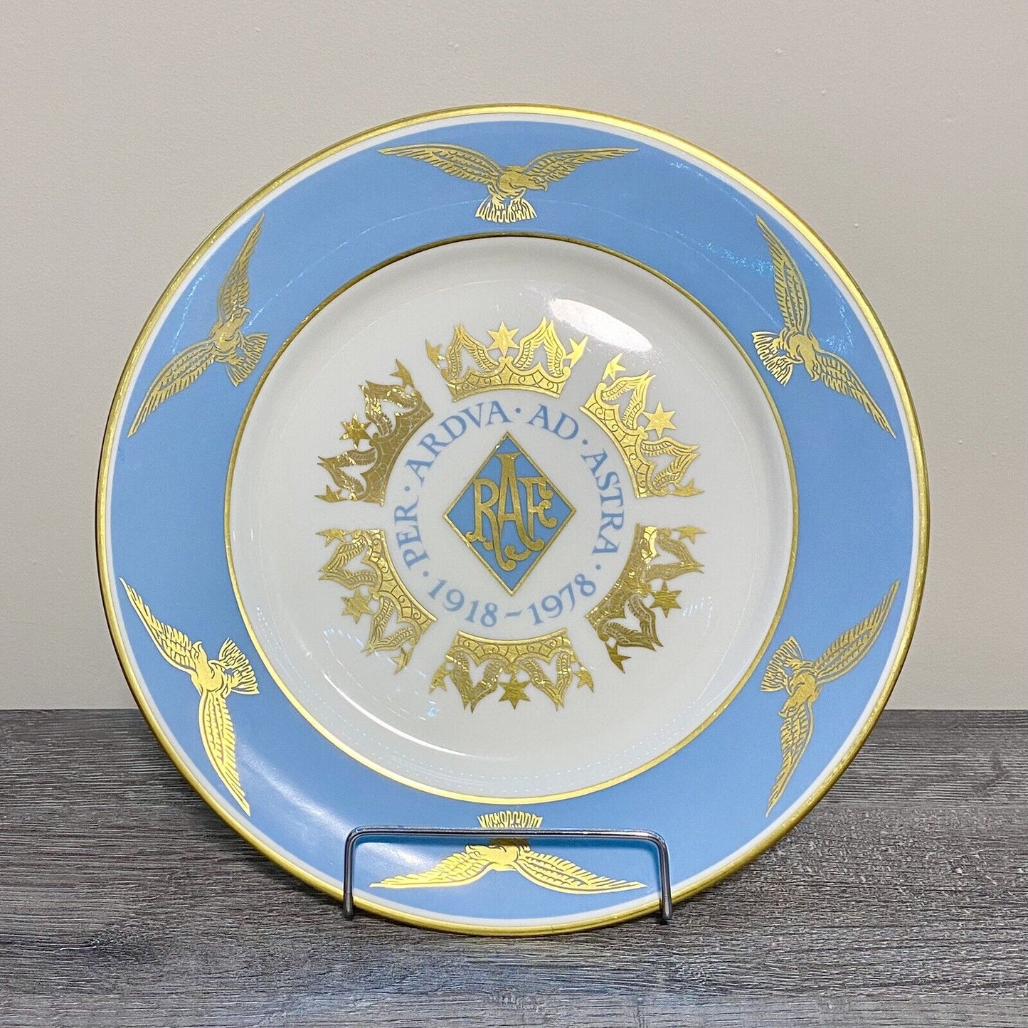 Royal Air Force RAF 60th Anniversary 1918-1978 Aynsley Commemorative Plate