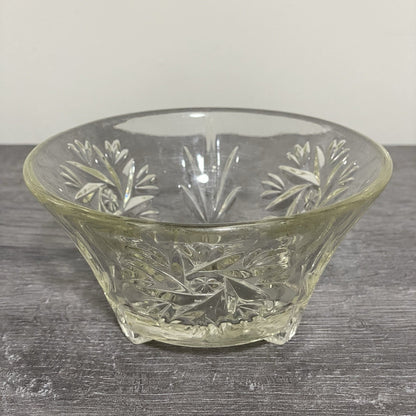 Vintage Small Pressed Glass Fruit Dessert Bowl Art Deco Footed Bonbon Sweet Dish
