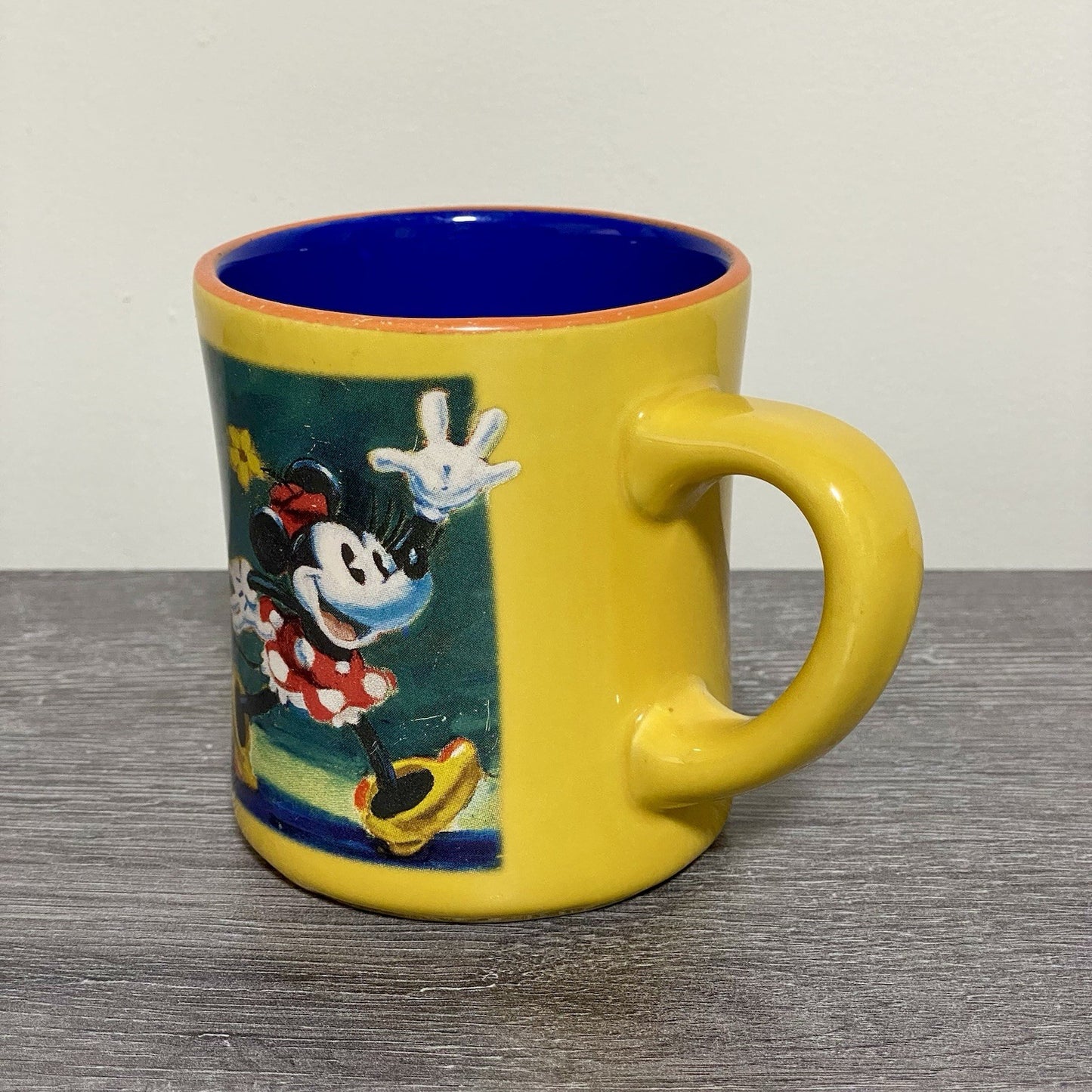 Official Disney Store Minnie Mouse Coffee Mug Yellow Vintage Retro Tea Cup Rare